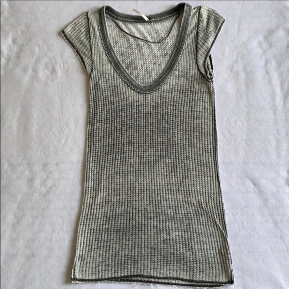 Free people thermal tee ▫️▫️▫️